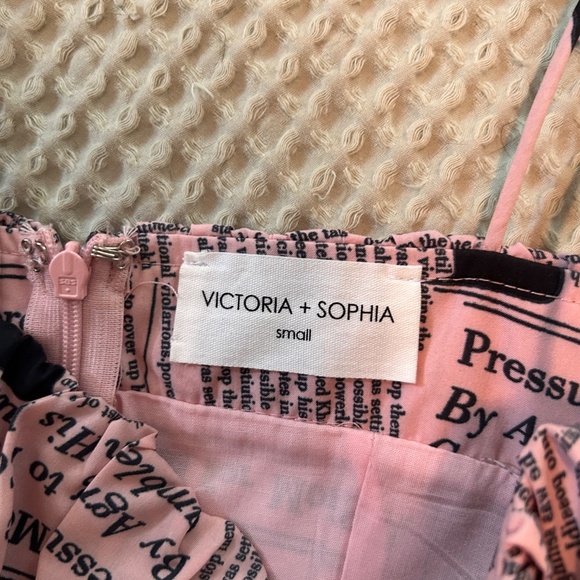 newspaper print mini dress - Picture 5 of 5